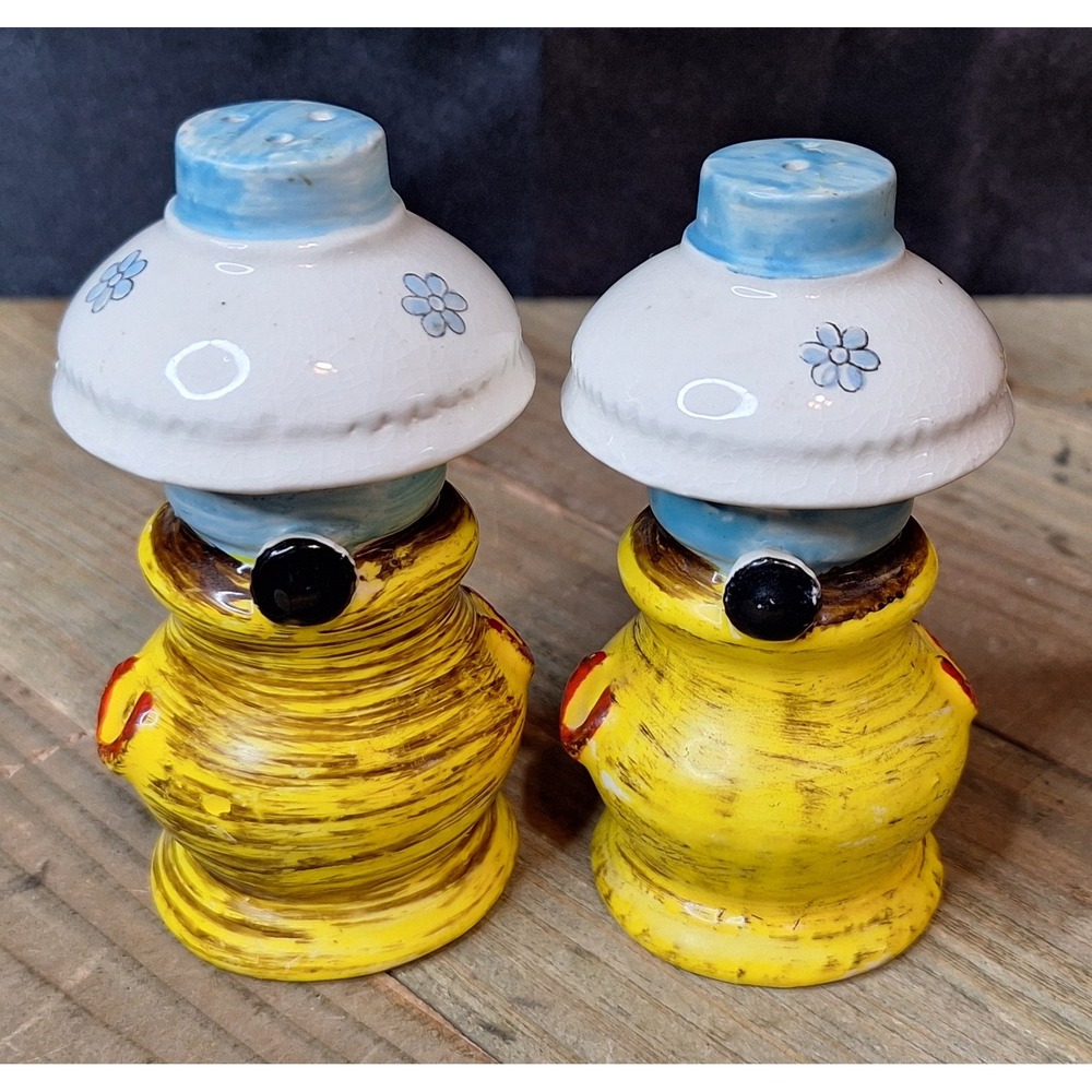 Vintage Artmark Japan Oil Lamp Salt and Pepper Shakers Yellow Floral Ceramic Set